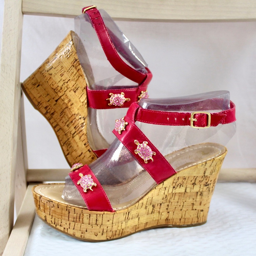 Miss Trish Capri Target Turtle Wedge Sandals 7 1/2